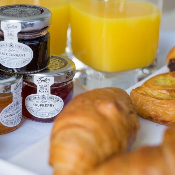 Manna Kitchen The Breakfast In Bed Box